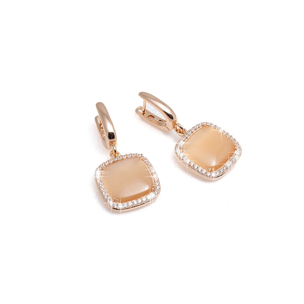 Tamaris, Orecchini Claire in acciaio inox, 8 mm, colore: oro, Acciaio inossidabile