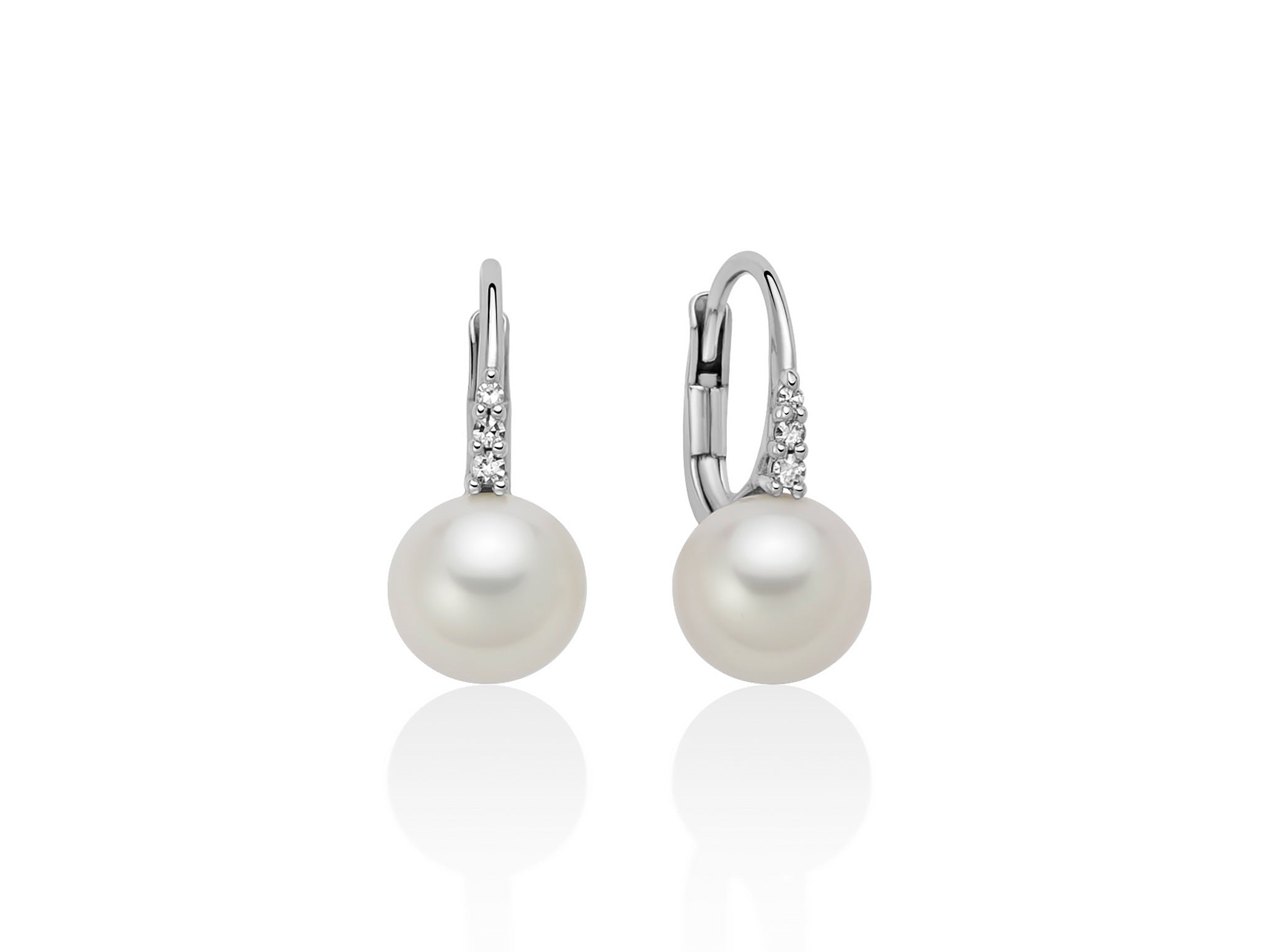 Miluna Orecchini In Oro Bianco 750/1000 Con Perle E Diamanti Naturali