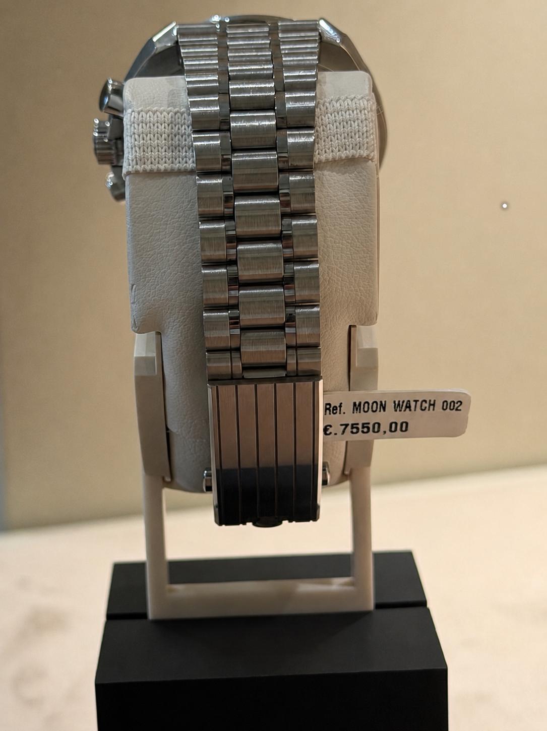 Omega Speedmaster Moonwatch vetro zaffiro Ref. 310.30.42.50.01.002 anno 2024