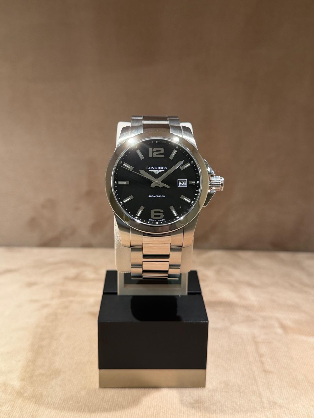 Longines Conquest Quartz 41 mm Quadrante Nero
